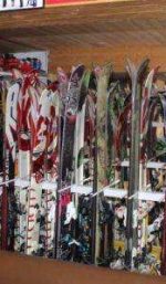 you can hire all ski gears in gulmarg